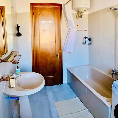 Pang's Bed and Breakfast Μέστρε