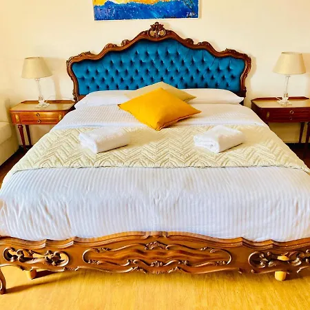 Pang's Bed and Breakfast Μέστρε